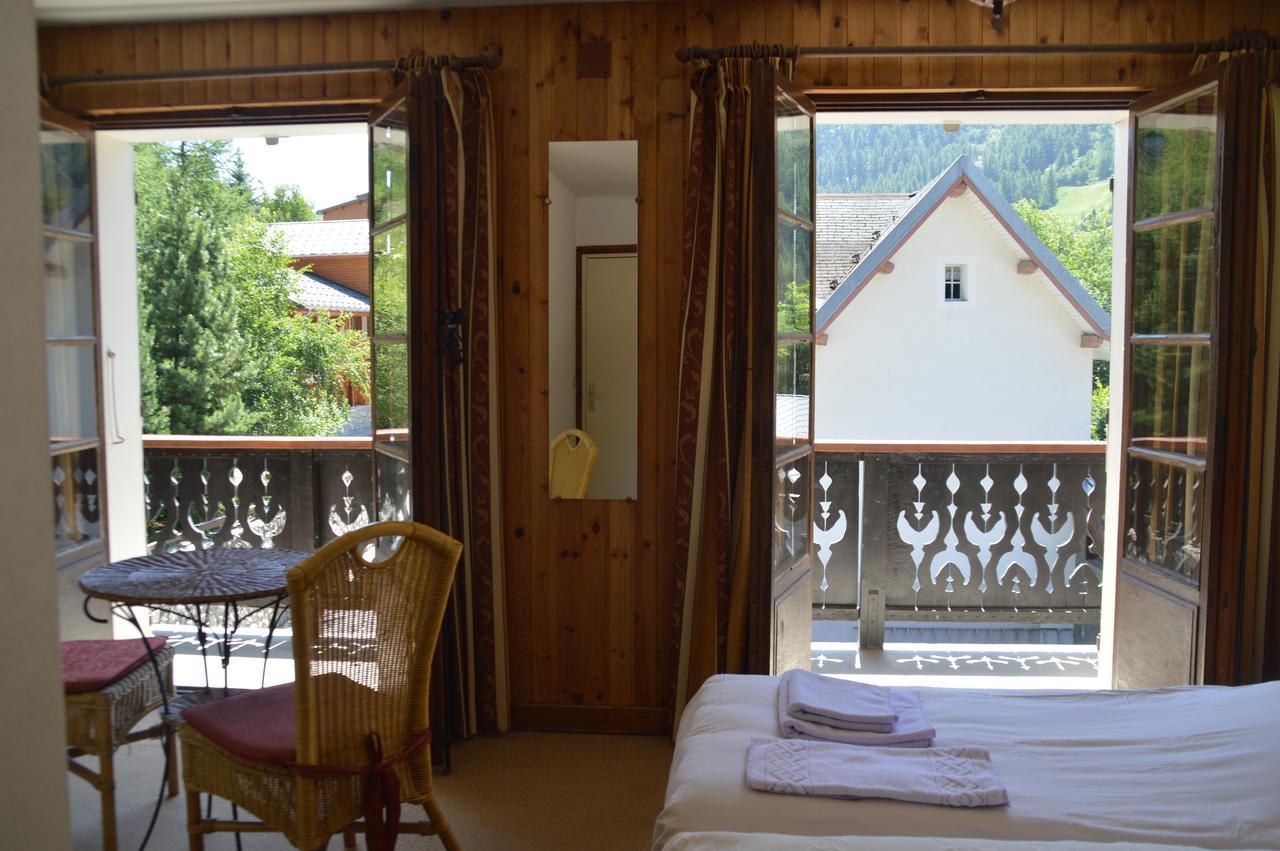 Hotel Le Genepy Тинь Экстерьер фото