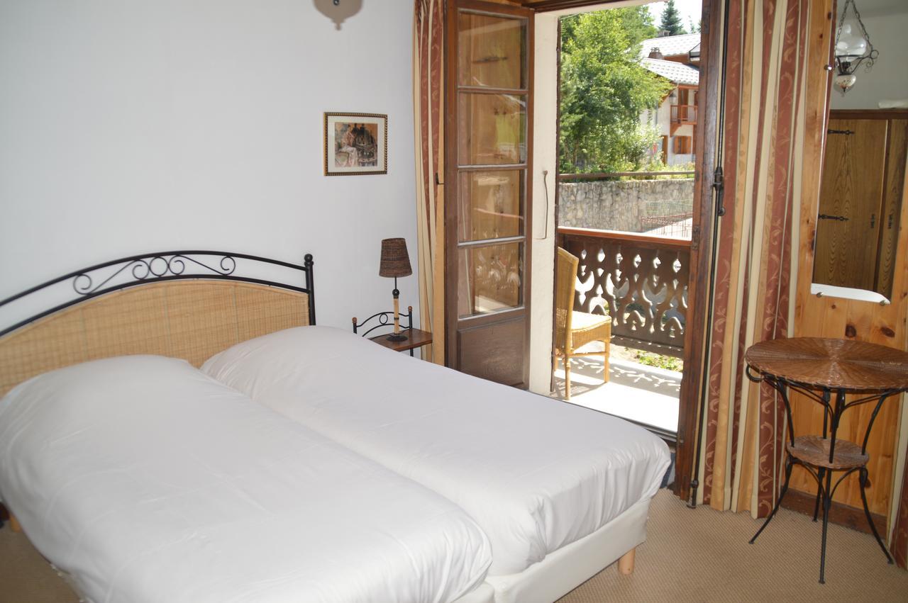 Hotel Le Genepy Тинь Экстерьер фото